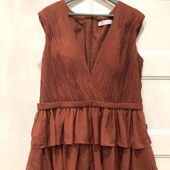 Mac Duggal size 14 Nutmeg Sparkly Ruffle Layered Gown - Picture 5 of 10